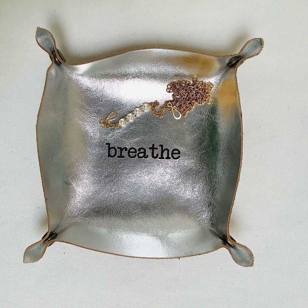 JEWELRY HOLDER  NWOT